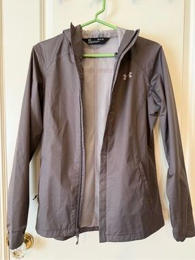 Under Armour Women’s Hooded Utility Jacket — Charcoal Gray